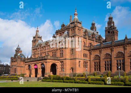 Vue extérieure de Kelvingrove Art Gallery and Museum de parc Kelvingrove, Glasgow, Ecosse, Royaume-Uni Banque D'Images