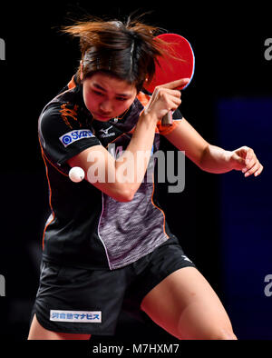 Doha. Mar 10, 2018. Hitomi Sato du Japon renvoie la balle pendant le match quart féminin contre Liu Shiwen de Chine à l'ITTF World Tour Platinum, l'Open du Qatar dans la capitale du Qatar Doha le 10 mars 2018. Hitomi Sato a perdu par 1-4. Credit : Nikku/Xinhua/Alamy Live News Banque D'Images