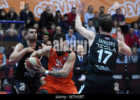 Zagreb, Croatie. Mar 10, 2018. Andrija Stipanovic (C) de Cedevita brise au cours des rondes 22 match de basket de la Ligue ABA entre Cedevita et Partizan à Zagreb, Croatie, le 10 mars 2018. Cedevita a gagné 84-75. Credit : Marko Lukunic/Xinhua/Alamy Live News Banque D'Images