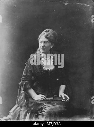 Portrait de Juliette Adam (1836-1936), réalisé par Gaspard-Félix Tournachon. Adam était une intellectuelle française, connue pour ses contributions à la littérature et son influence dans les cercles culturels français au XIXe et au début du XXe siècle. Banque D'Images