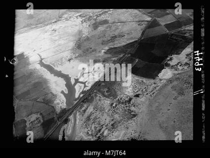 Vues aériennes de la Palestine montrant le delta du Nil, les dépôts de sel le long de la côte, et l'impact visuel d'une mer gelée lors d'un vol du delta à Alexandrie. Banque D'Images