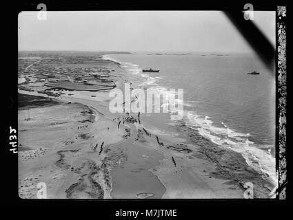 L'air vues de Palestine. Jaffa, rivière Auji et levant juste. Breakers le long de la côte nord. Distance jusqu'au promontoire de Jaffa à S. LOC.15885 matpc Banque D'Images