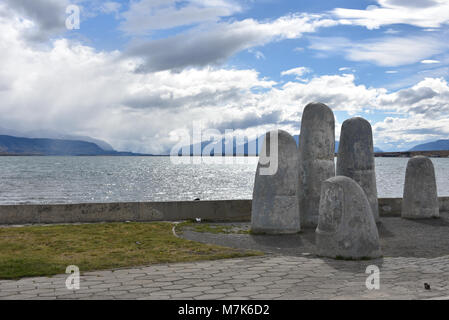 Monumento de la Mano, Puerto Natales, Chili Banque D'Images