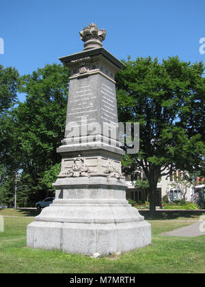 Le Monument Cartier-Brébeuf à Québec commémore le campement hivernal de Jacques Cartier de 1535 à 1536 et rend hommage au missionnaire Jean de Brébeuf. Il symbolise les débuts de l’exploration française et de l’histoire missionnaire au Canada. Banque D'Images