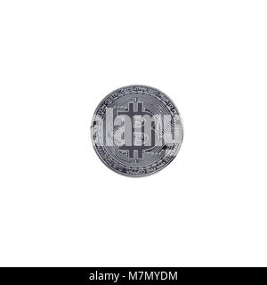 Bitcoin argent isolé sur fond blanc. Crypto-service Banque D'Images