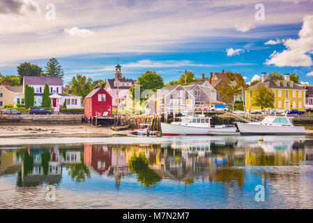 Portsmouth, New Hampshire, USA ville skyline sur la rivière Piscataqua. Banque D'Images