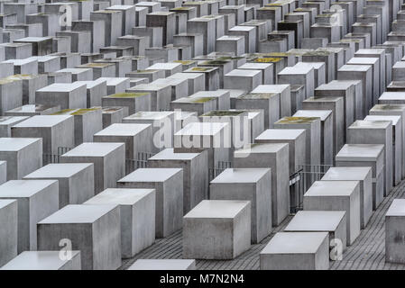 BERLIN, ALLEMAGNE - 18 septembre 2013 : Le Mémorial aux Juifs assassinés d'Europe. Banque D'Images