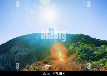 Tour en ruine dans la région de chia sur la mer Méditerranée, Sardaigne, Italie Banque D'Images