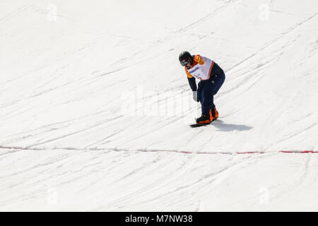 Jeongseon, la Corée du Sud. 12Th Mar, 2018. 12 mars - Jeongseon centre alpin - La Corée du Sud. Au cours de l'équipe Go para snowboard sessions : MOORE Ben Crédit : Marco Ciccolella/Alamy Live News Banque D'Images