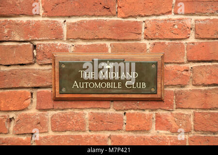 Plaque sur le mur à l'extérieur des bureaux de l'automobile club de Midland à Shelsley Walsh hillclimb, Worcestershire, Royaume-Uni. Banque D'Images