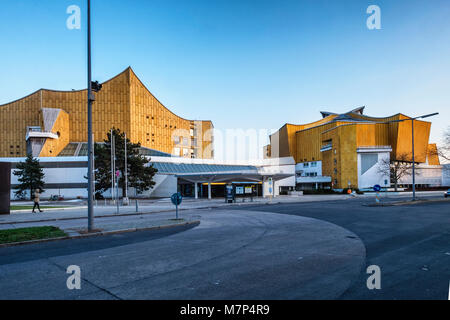 Berliner Philharmonie, Berlin Philharmonic Concert Hall conçu par Hans Scharoun. Concert classique avec l'architecture moderne et élégante Banque D'Images