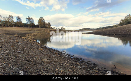 Pleuvoir sur le lac Banque D'Images