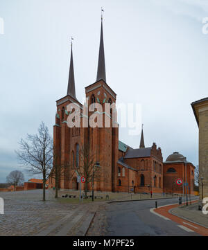 Roskilde, Danemark - 28 décembre 2016 : La Cathédrale de Roskilde où 39 rois et reines du Danemark sont enterrés. La Cathédrale est classée au Patrimoine Mondial de tr Banque D'Images