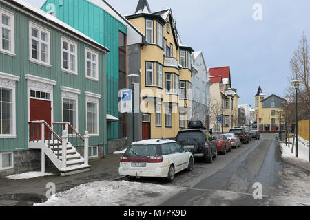 Kirkjustraeti Street (à au nord-ouest de la Maison du Parlement) à Reykjavik, Islande Banque D'Images