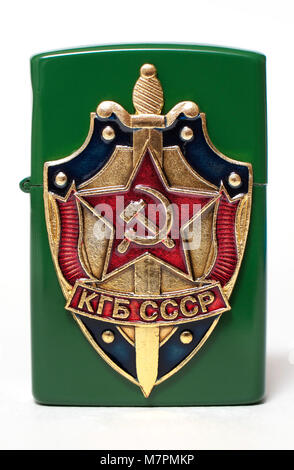 Badge métal russe du KGB sur allume-cigare Banque D'Images