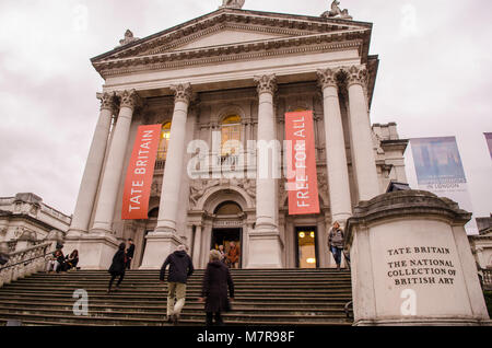 De l'extérieur du musée Tate Britain Millbank, sur Londres Banque D'Images