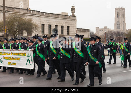 Indianapolis, Indiana, USA - Le 17 mars 2017, défilé de la Saint-Patrick est une fête religieuse et culturelle de l'Irlande en l'honneur de Saint Patr Banque D'Images