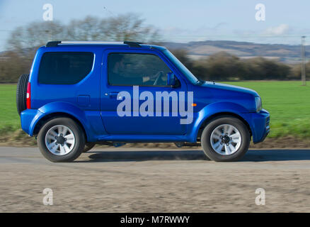 2011 Suzuki Jimny 4x4 petit terrain Banque D'Images