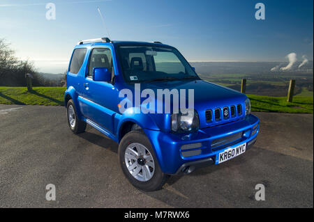 2011 Suzuki Jimny 4x4 petit terrain Banque D'Images