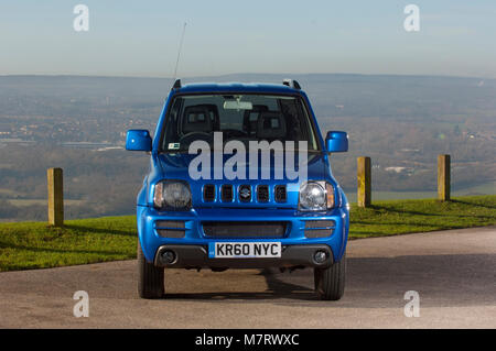 2011 Suzuki Jimny 4x4 petit terrain Banque D'Images