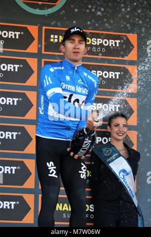 Tirreno-Adriatico 2018 Stage 6 Numana à Fano en Italie. 12 mars, 2018. Michal Kwiatkowski (Team Sky ) au cours de l'UCI World Tour, Tirreno-Adriatico 2018, stade 6, Numana à Fano, en Italie, le 12 mars 2018 - Photo Laurent Layris / DPPI Crédit : Laurent Locevaphotos Lairys/agence/Alamy Live News Banque D'Images