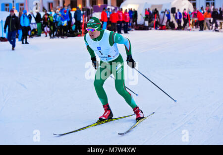 La fondeuse Anders Gløersen, Norvège, au 38. Engadin Skimarathon nuit sprint, 9 mars 2018, Saint-Moritz, Suisse Banque D'Images