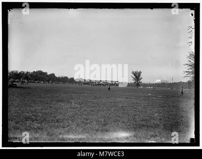 Les avions alliés. Démonstration AU POLO GROUNDS. Biplan CAPRONI, ITALIEN RCAC2016868425 Banque D'Images