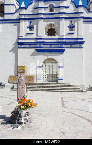 Matatlan, Oaxaca, Mexique, Amérique du Nord. Église de Santiago. Banque D'Images