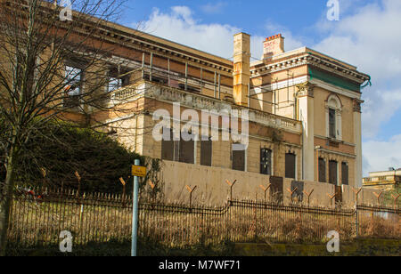 Les ruines du célèbre palais de Crumlin Road à Belfast en Irlande du Nord qui est en attente de réaménagement dans un hôtel moderne de 160 chambres Banque D'Images