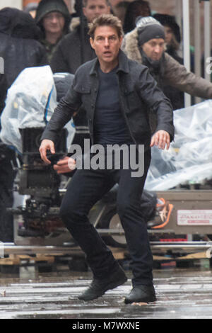 Tom Cruise lors du tournage à sec permet de Mission Impossible à Londres. Dans ces scènes, il peut être vu à partir d'une inconnu. Avec : Tom Cruise Où : London, Royaume-Uni Quand : 10 février 2018 Source : WENN.com Banque D'Images