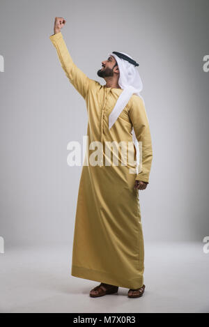 Bel homme arabe des portraits en studio Banque D'Images