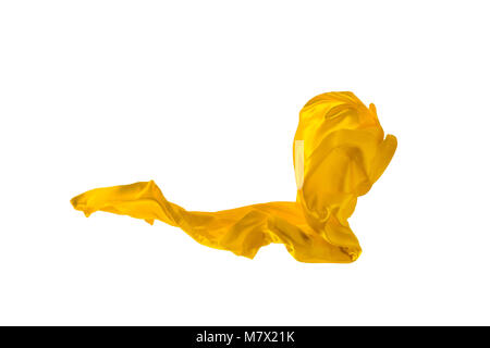 Élégant lisse chiffon jaune transparent séparés sur fond blanc. Banque D'Images