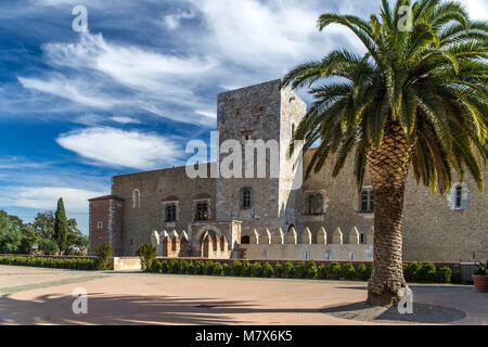 Perpignan (sud de la France). Entrée au Palais des Rois de Majorque (Palau dels Reis de Mallorca en catalan) situé sur la colline de Puig del Banque D'Images