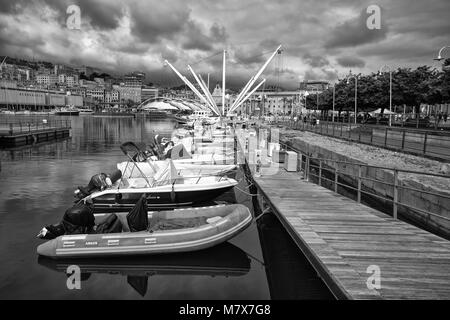 Gênes (Genova), l'Italie, le 23 juin 2017 - quartier du vieux port, "Porto Antico", lieu touristique à Gênes (Genova), Italie. Banque D'Images