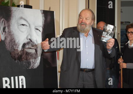 Pressekonferenz mit BUD SPENCER 14.04.2011 à Berlin Banque D'Images