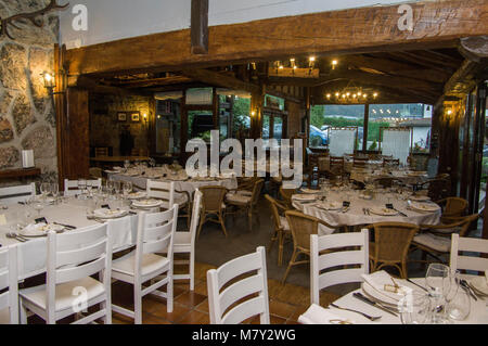 Salle à manger pour le banquet de mariage, Restaurant, Jai Alai Urrestilla, Gipuzkoa, Pays Basque, Espagne, Europe Banque D'Images