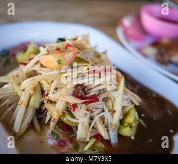 ' SOM TAM ' parler thaï, salade de papaye verte épicée la cuisine thaï délicieux, Banque D'Images