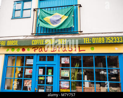 Pau Brasil, Brazilian Shop, Whitley, Reading, Berkshire, Angleterre. Banque D'Images