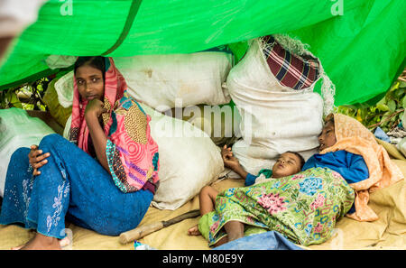 Peuple Rohingya disent qu'ils sont descendants des musulmans, peut-être les commerçants arabes et persans, qui sont venus au Myanmar il y a des générations. .... Banque D'Images