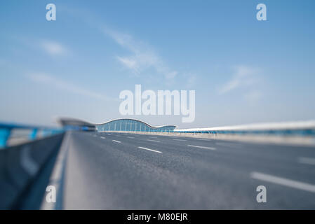 L'autoroute,route de l'aéroport Banque D'Images