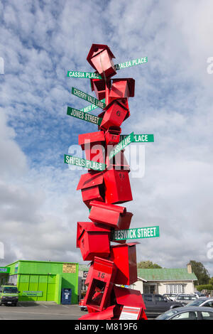 Letterbox Kaiapoi (tremblement)Sculpture, Williams Street, Kaiapoi, région de Canterbury, Nouvelle-Zélande Banque D'Images