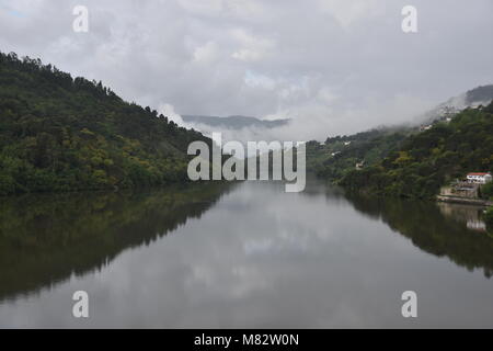 Le fleuve Douro, Portugal Banque D'Images