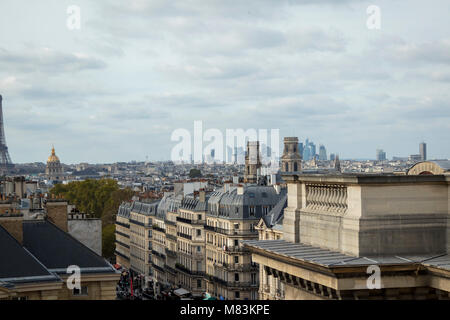 Vue de l'église Saint-Sulpice, Paris, France depuis le toit du Panthéon Banque D'Images