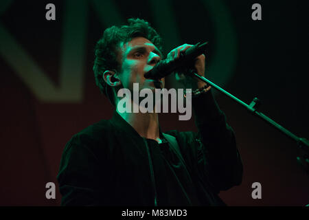 Allemagne, Berlin - 12 mars 2018. Le chanteur et compositeur allemand Tim Kamrad effectue un concert live de Mercedes-Benz Arena de Berlin. (Photo crédit : Gonzales Photo - Sandra Duerkop). Banque D'Images