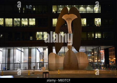 Chicago's iconic Picasso sculpture dans Daley Plaza de nuit. Banque D'Images