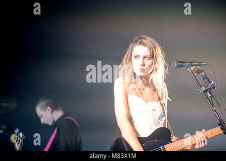 Wolf Alice à la Manchester Academy Banque D'Images