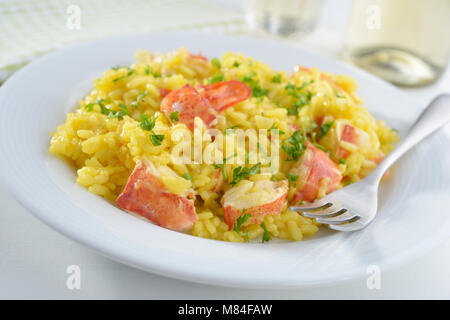 Risotto de homard au safran et le persil Banque D'Images