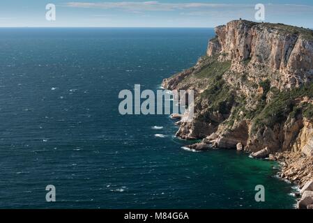 Cap d'Or tour et falaises, Moraira, Costa Blanca, Alicante province, Spain, Europe Banque D'Images