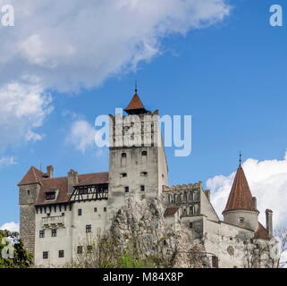 Le Château de Bran célèbre pour le mythe de Dracula, Brasov, Roumanie Banque D'Images
