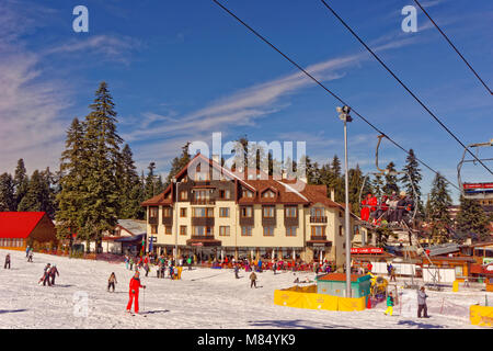 Hôtel Ice Angels et Martinovi Baraki au télésiège de ski Borovets, Bulgarie, Targovishte. Banque D'Images